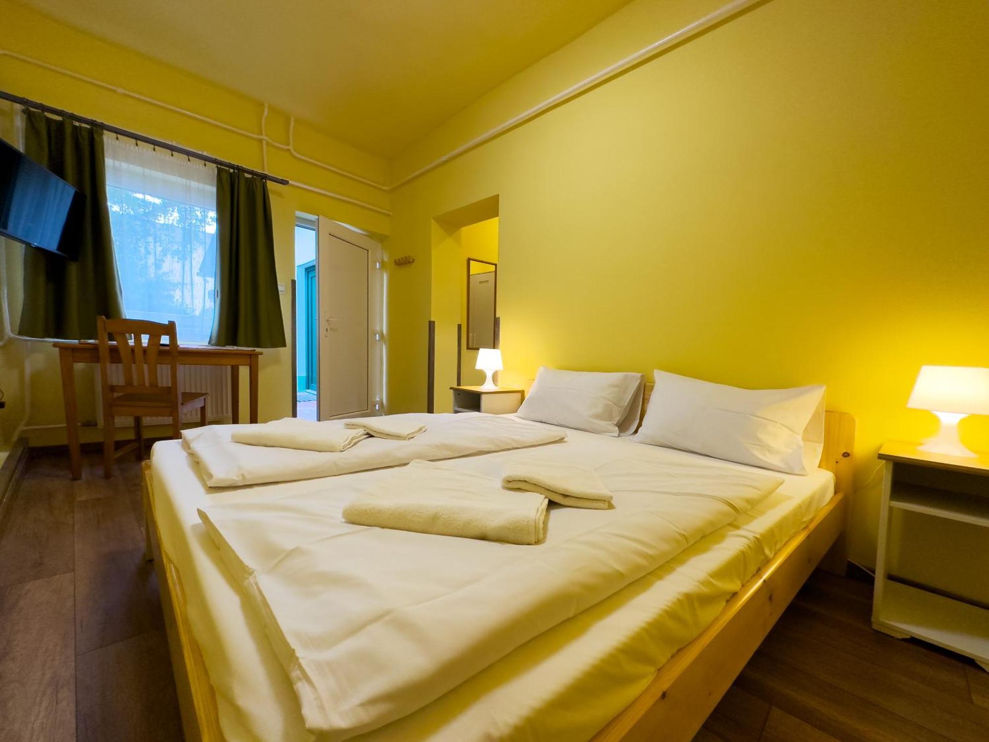 Irisz Panzio Hotell Budapest Eksteriør bilde