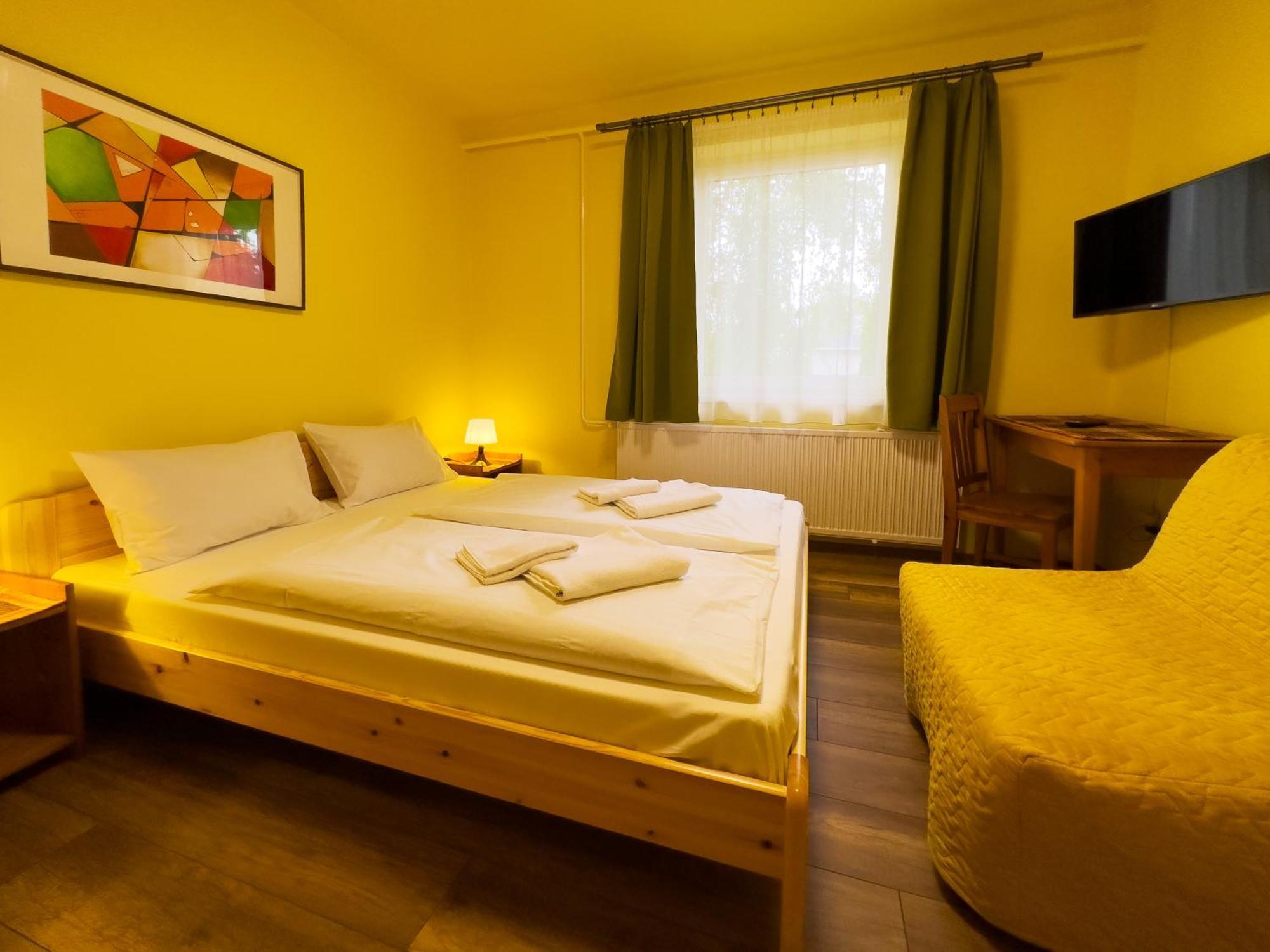 Irisz Panzio Hotell Budapest Eksteriør bilde